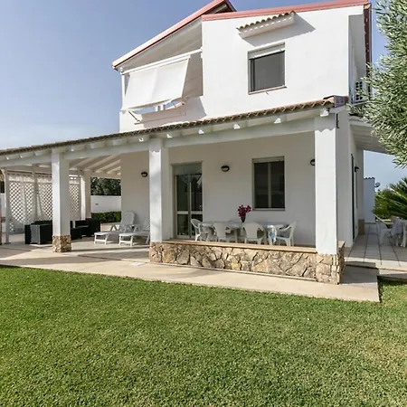 Cavarra Apartment *