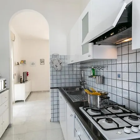 Cavarra Apartamento Reitani