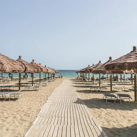 Cavarra Apartamento Reitani